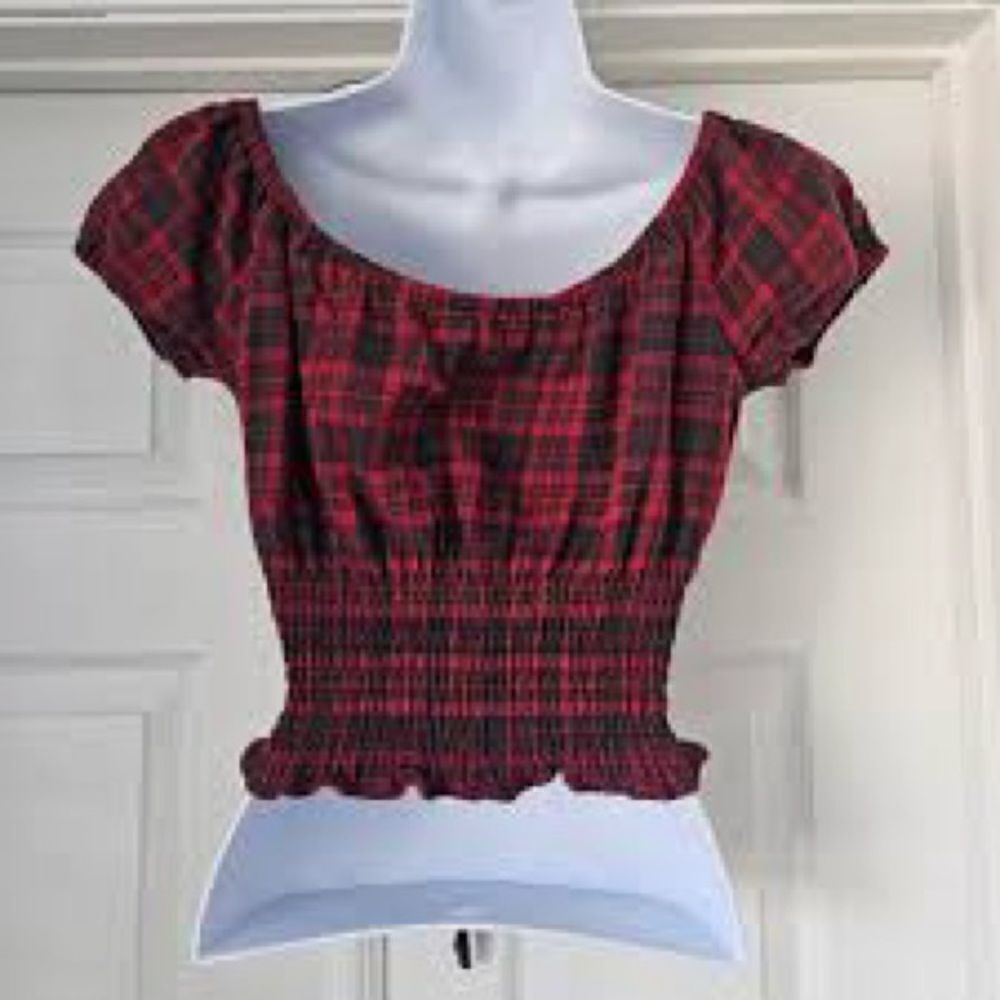 Red & Black Plaid 3x Crop Top